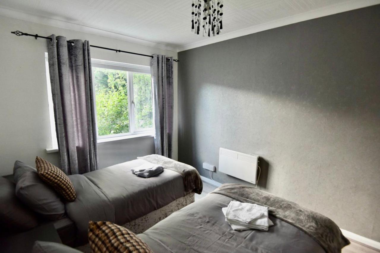 Come On In Centre Wentloog Close Sleeps Upto 6