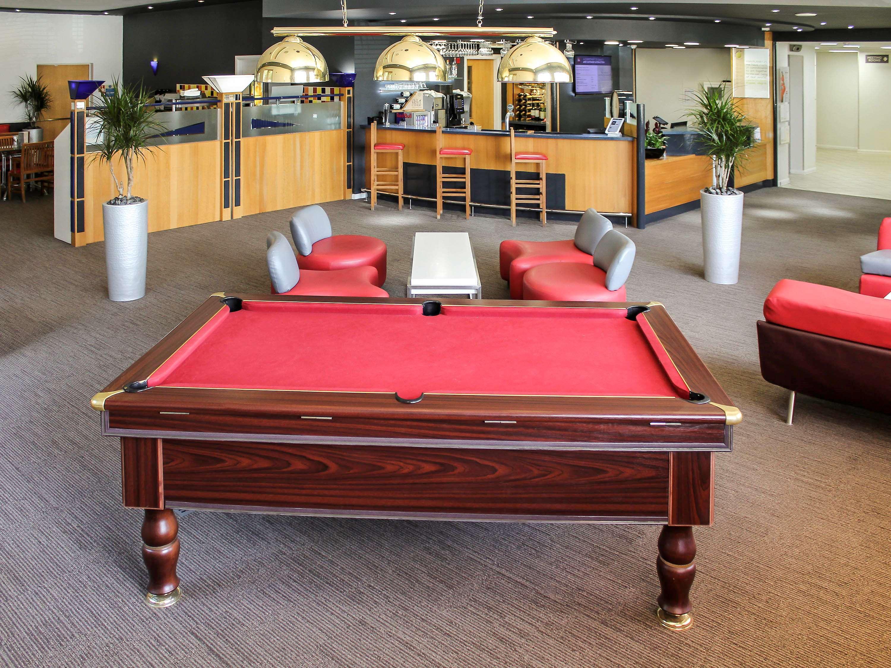 Hotel Ibis Gate - International Business Park Cardiff