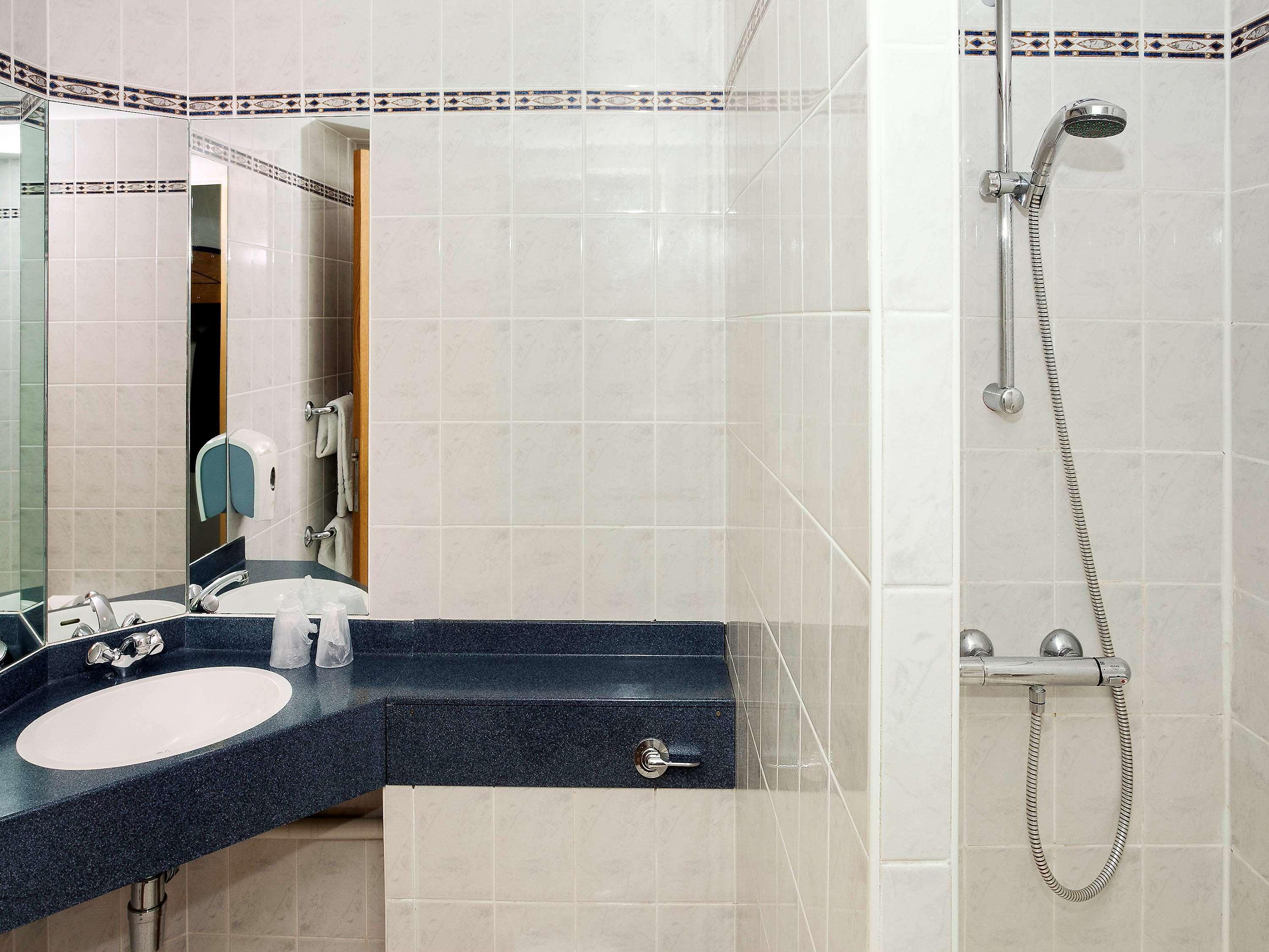 Hotel Ibis Gate - International Business Park Cardiff