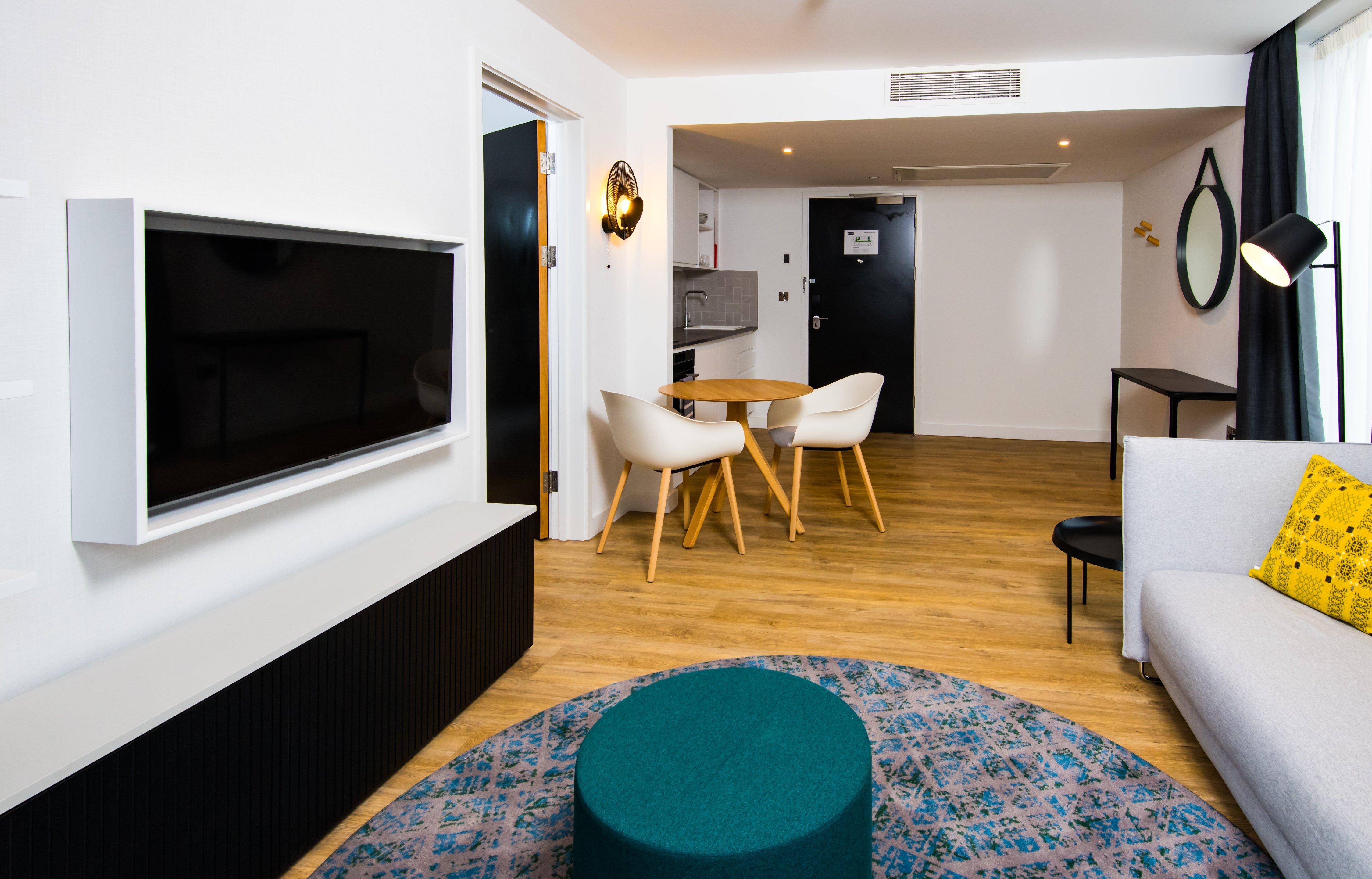 Staybridge Cardiff