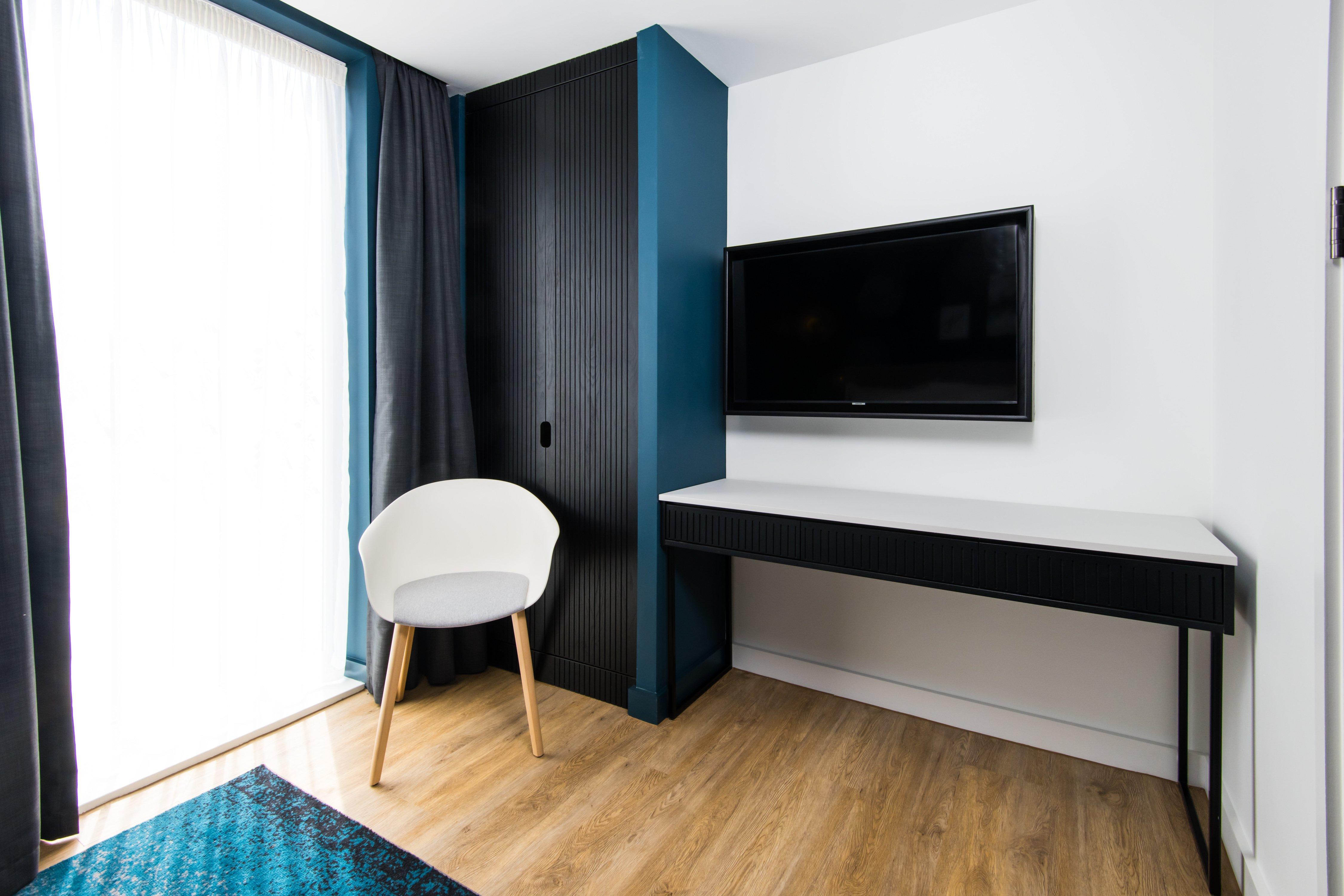 Staybridge Hotel 3*