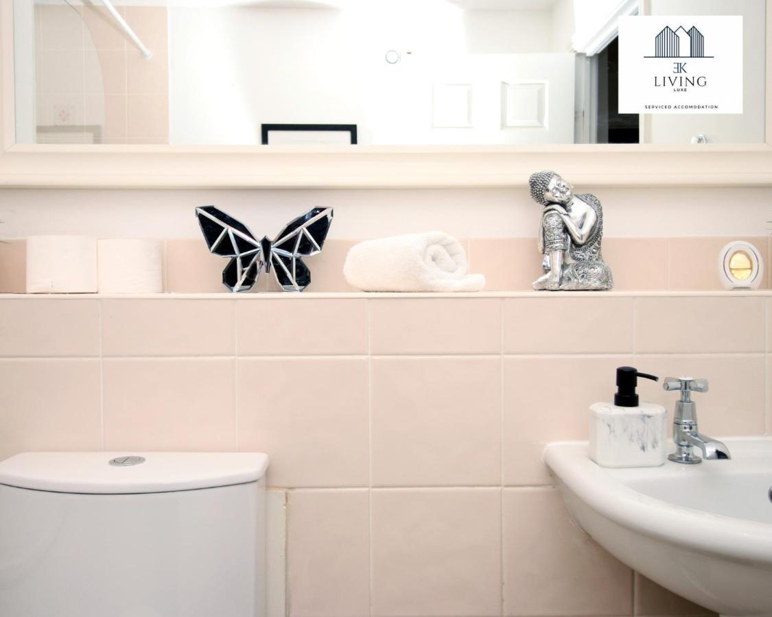 Apartment Spacious 3 Bedroom Duplex On Bay - Free Parking & Wifi By Ekliving Luxe Short Lets & Serviced *