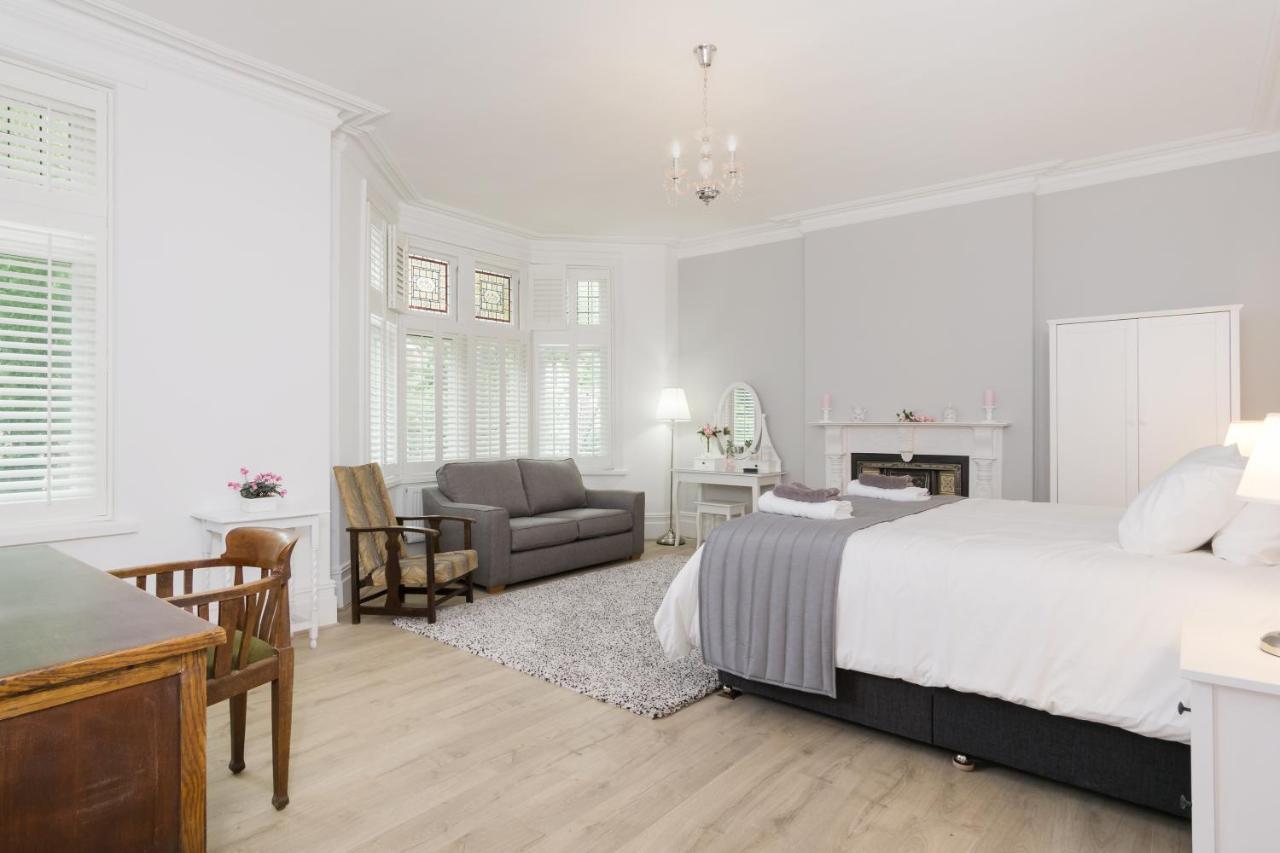 Luxury Town House In The Centre Of Villa Cardiff
