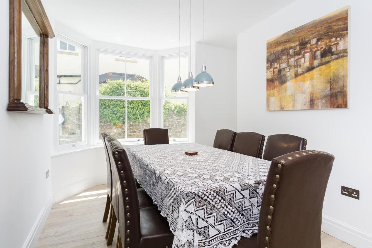 Luxury Town House In The Centre Of Villa Cardiff