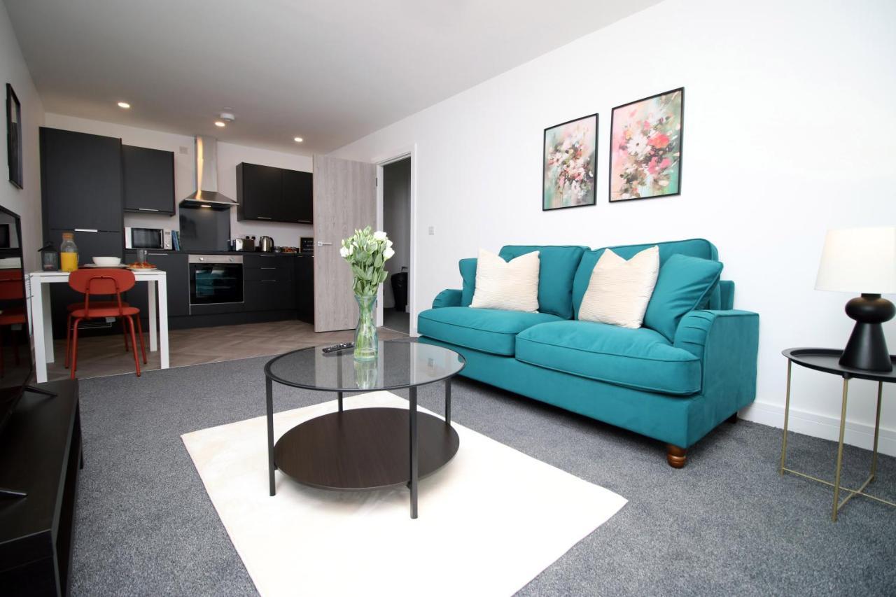 New Modern 1 Bedroom - Prime Location - By Ekliving Luxe Short Lets & Serviced - Cardiff