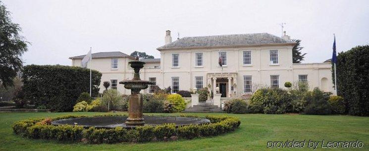 Hotel St Mellons & 3*