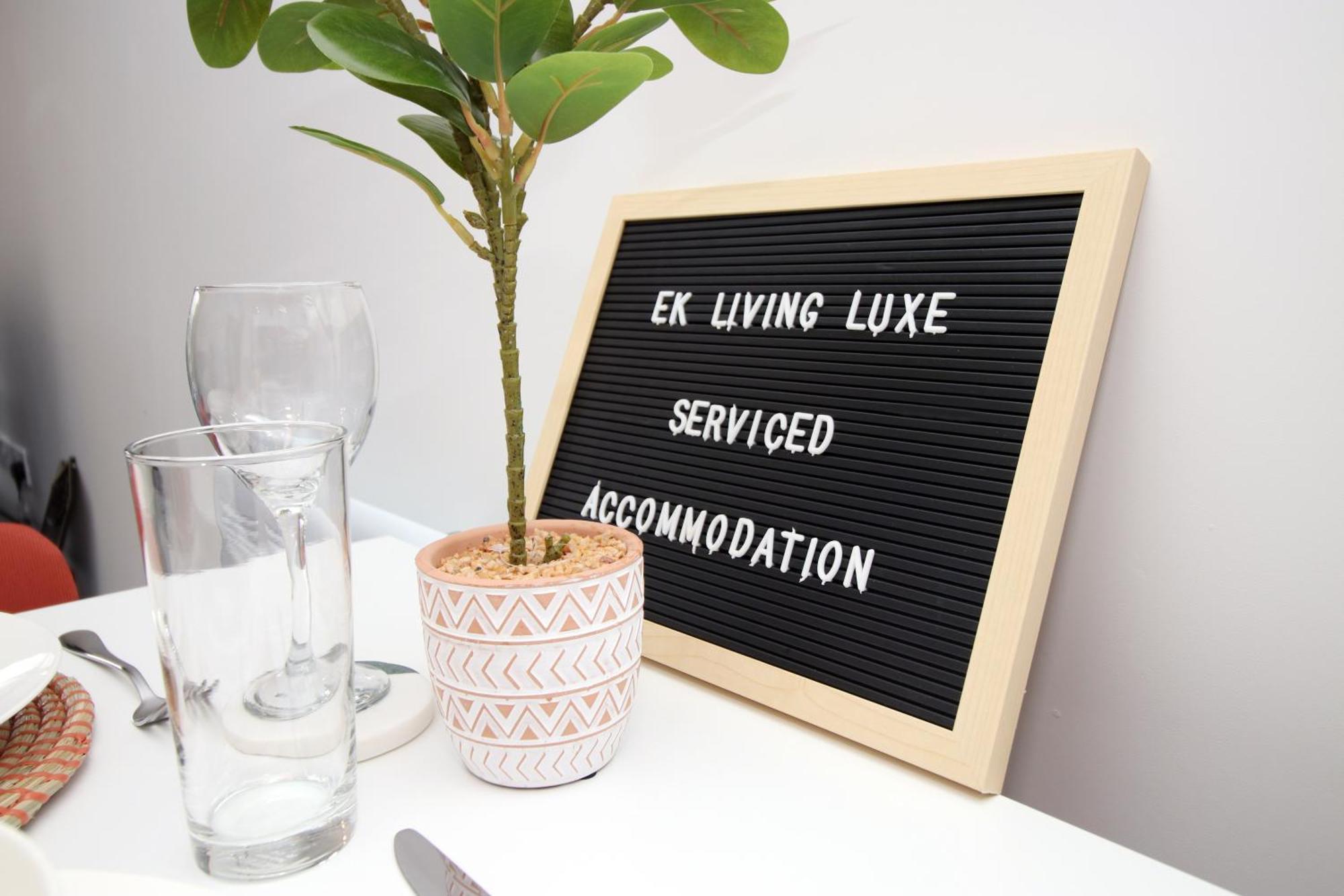 Apartment New Modern 1 Bedroom - Prime Location - By Ekliving Luxe Short Lets & Serviced -