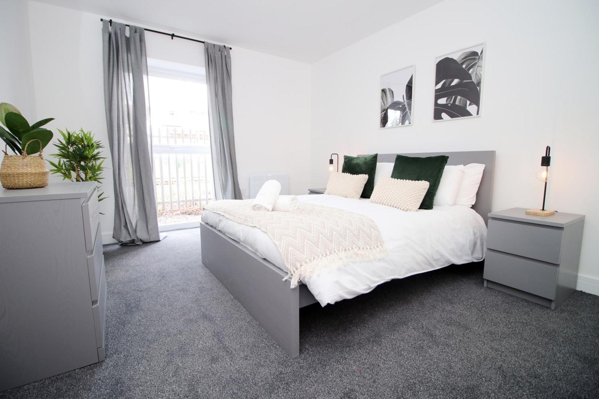 Apartment New Modern 1 Bedroom - Prime Location - By Ekliving Luxe Short Lets & Serviced - *