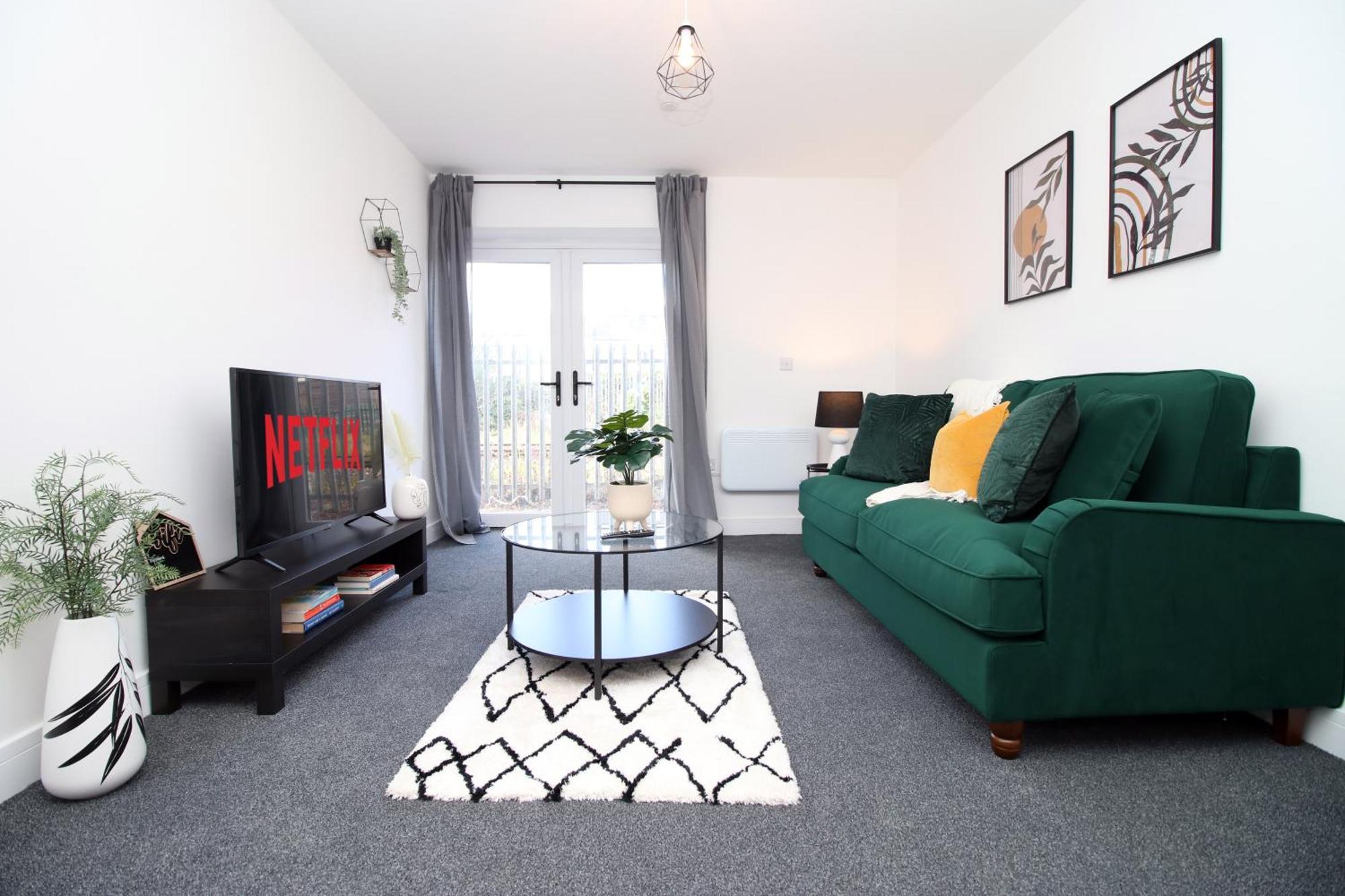 New Modern 1 Bedroom - Prime Location - By Ekliving Luxe Short Lets & Serviced - * Cardiff