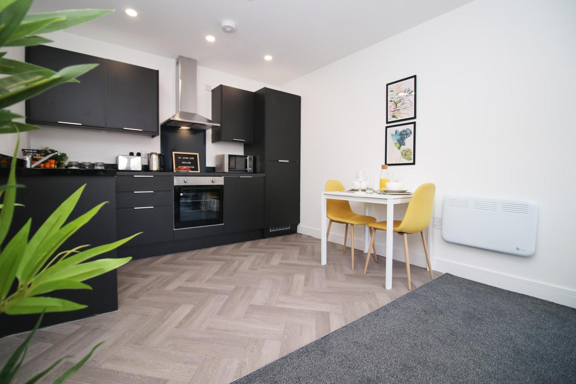 New Modern 1 Bedroom - Prime Location - By Ekliving Luxe Short Lets & Serviced - Apartment