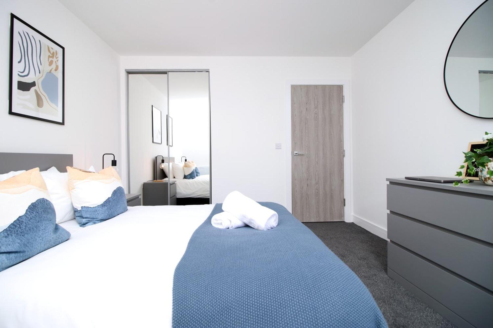Apartment New Modern 1 Bedroom - Prime Location - By Ekliving Luxe Short Lets & Serviced - *
