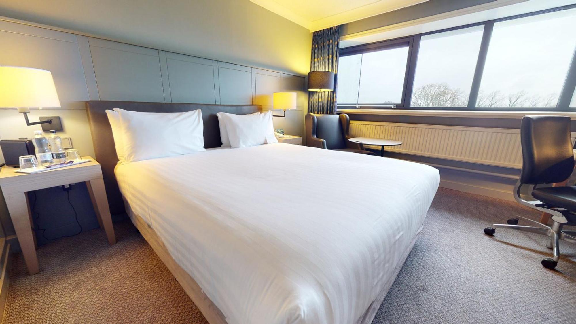 Holiday Inn Cardiff City Centre By Ihg Hotel