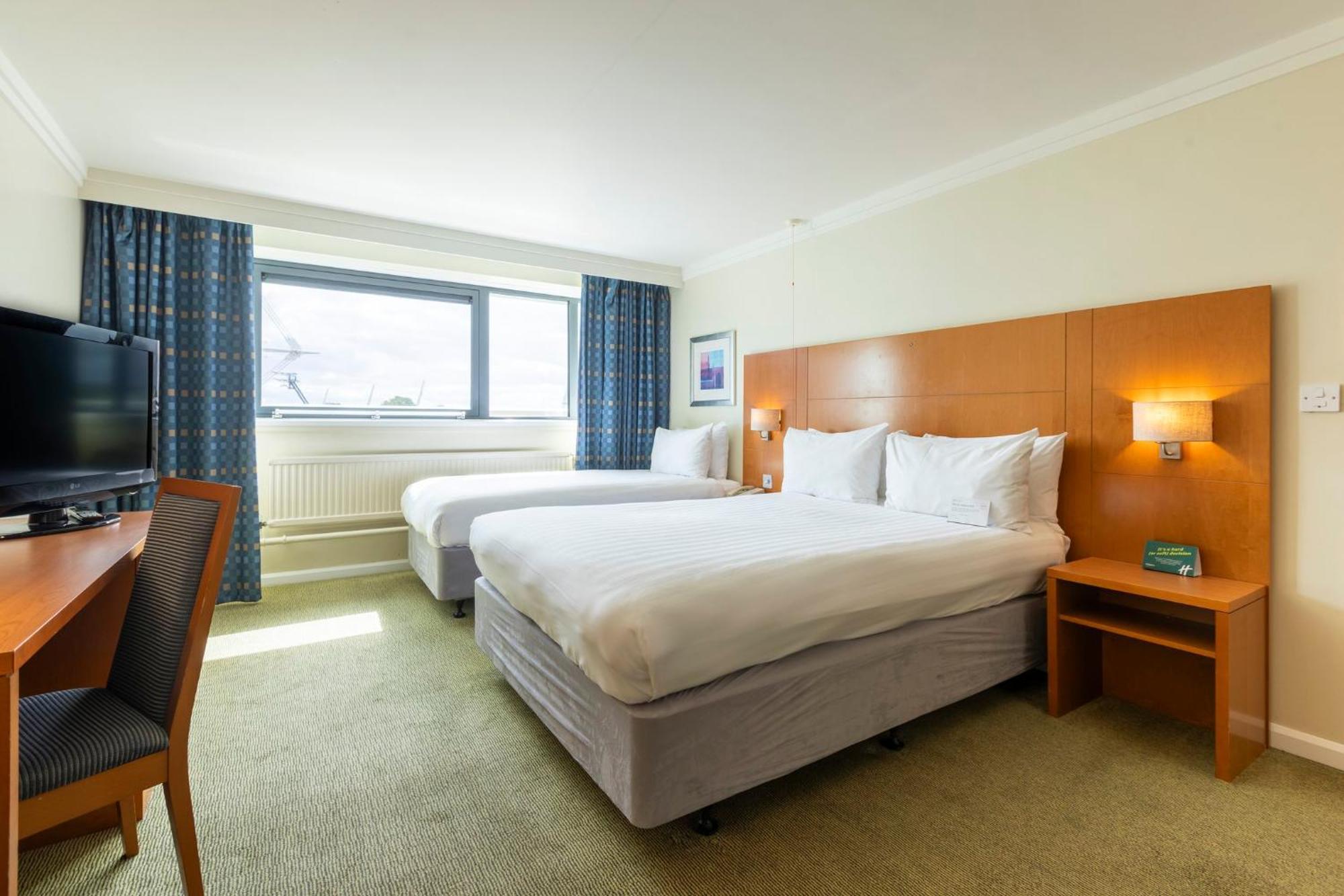 Holiday Inn Cardiff City Centre By Ihg Hotel 4*