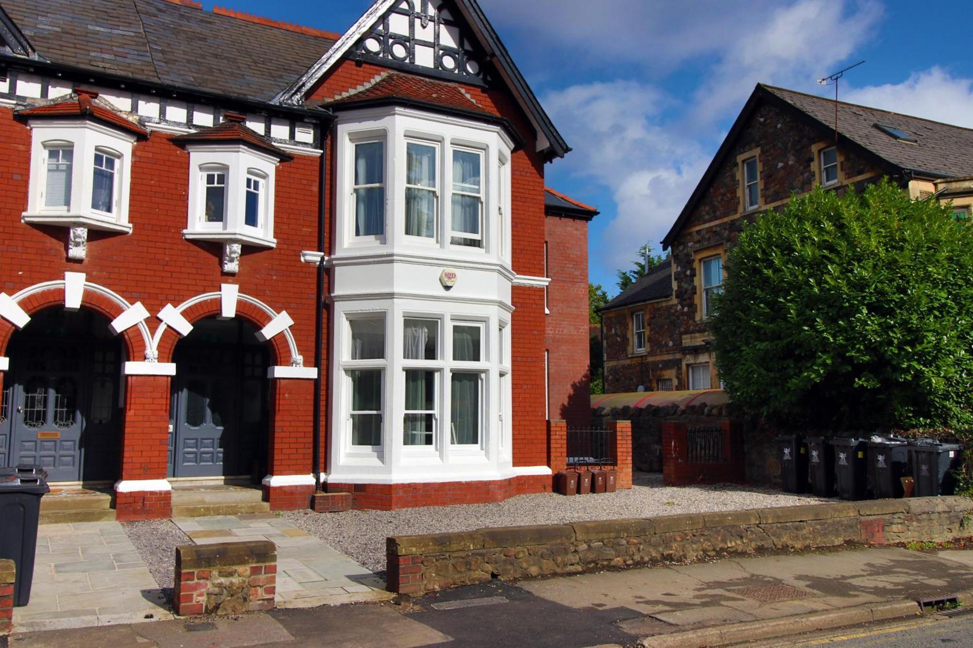 Apartment Centre Private Parking *