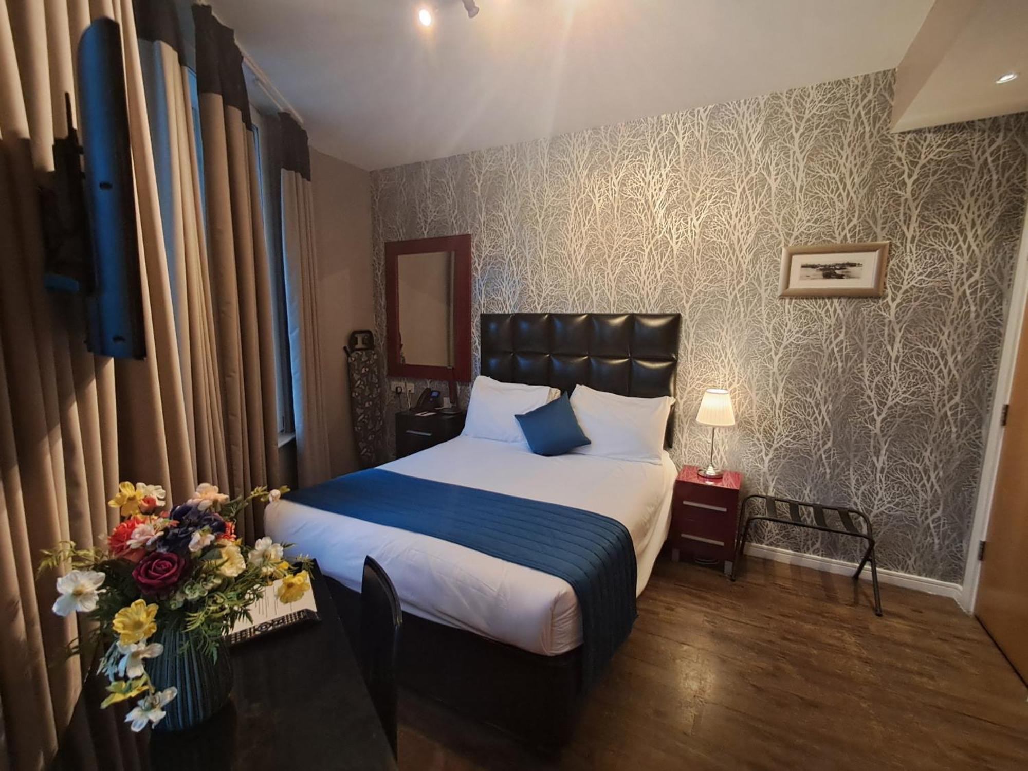 The Royal Cardiff