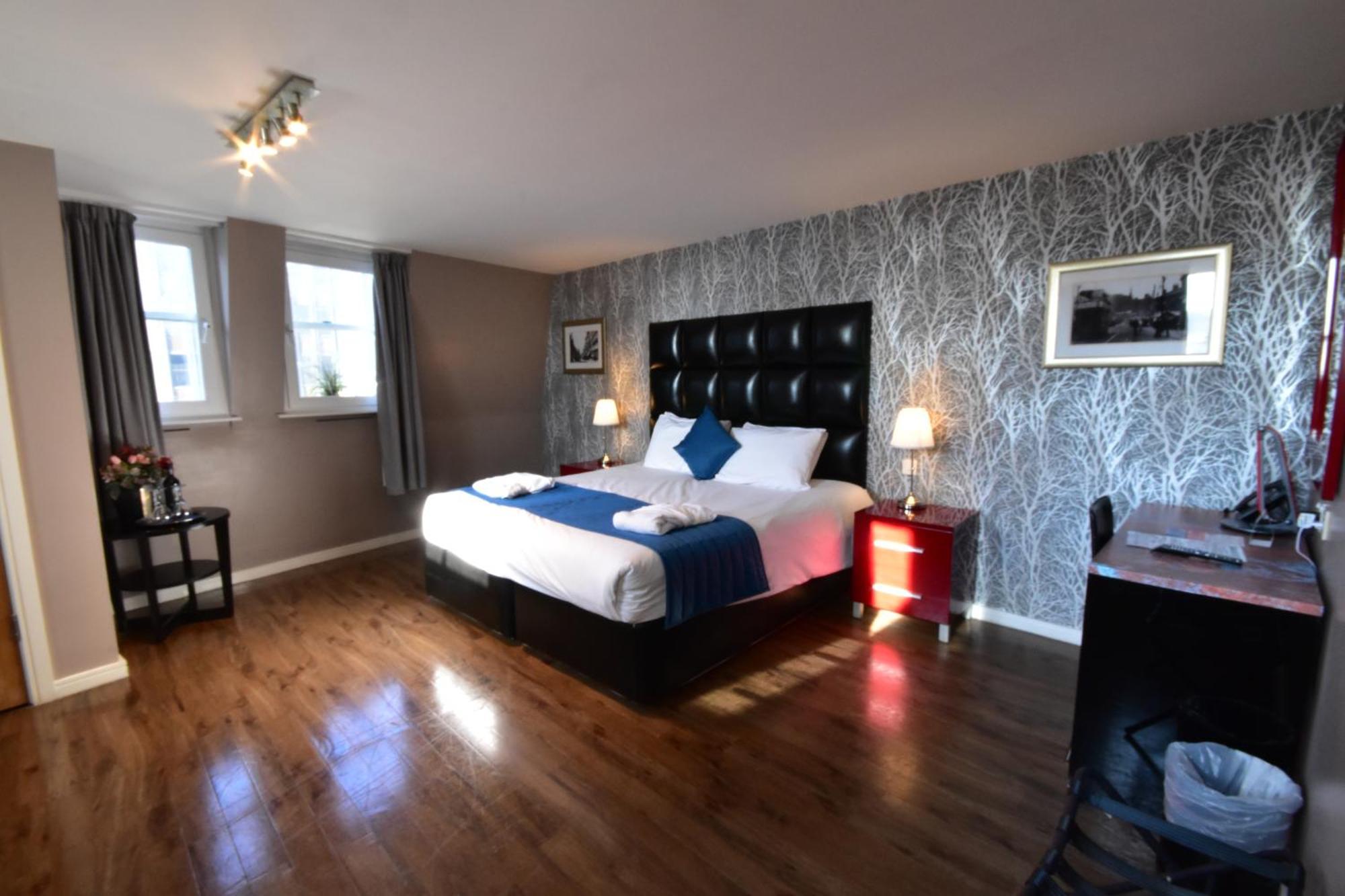 The Royal 4* Cardiff