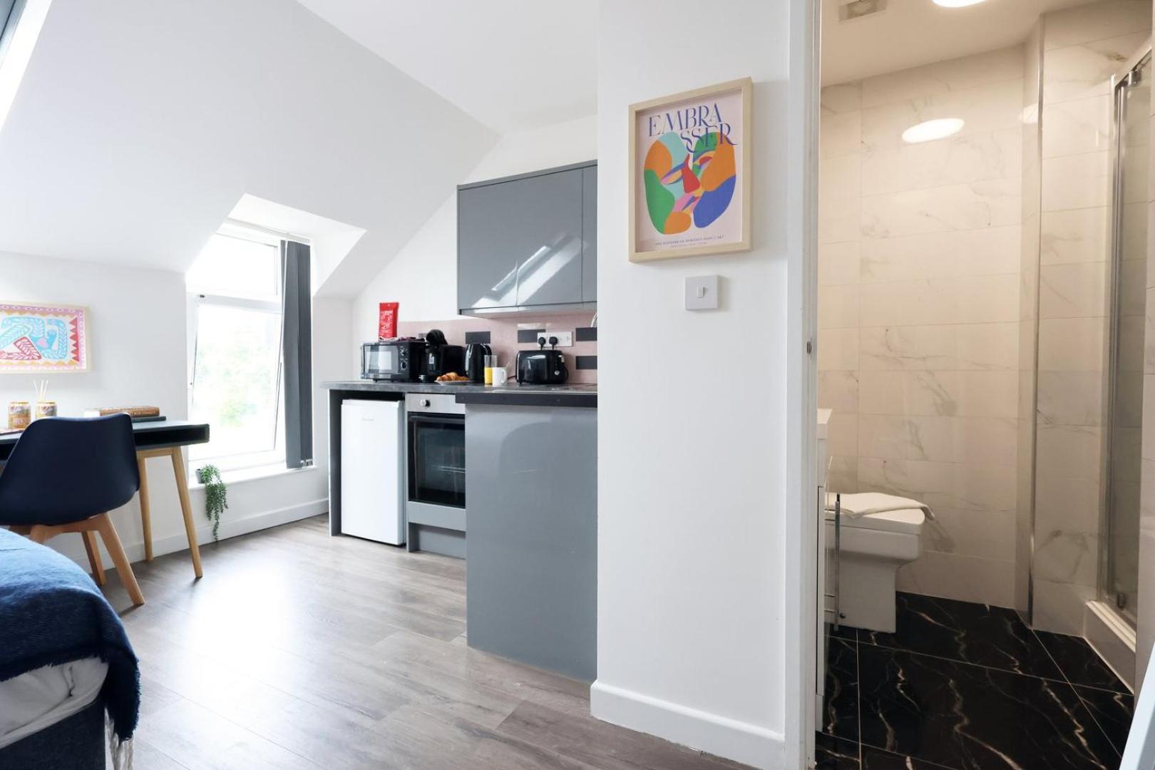 Apartment Cohost Partners | Smart Tv | 5 Min | Parking Cardiff