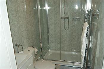Dexby Townhouse Guest house Cardiff