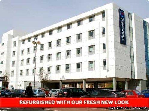 Travelodge Atlantic Wharf Hotel 3*