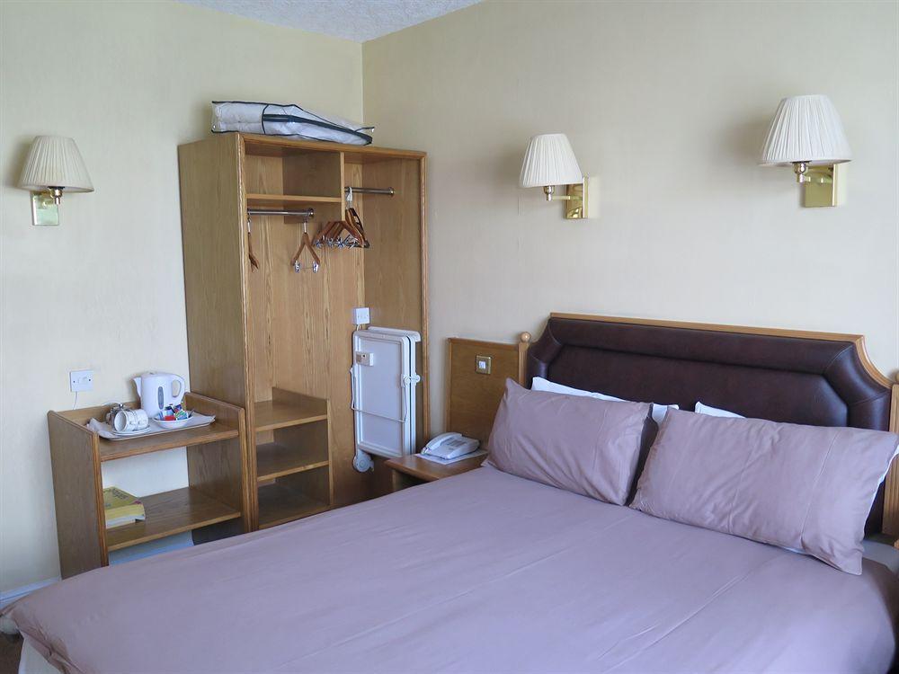 Sandringham Hotel