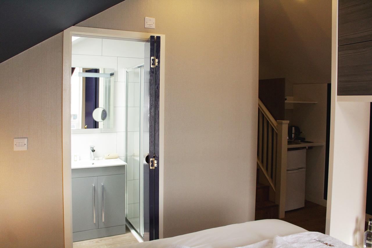 Guest house Aaron Wise - 62 Plantagenet Cardiff