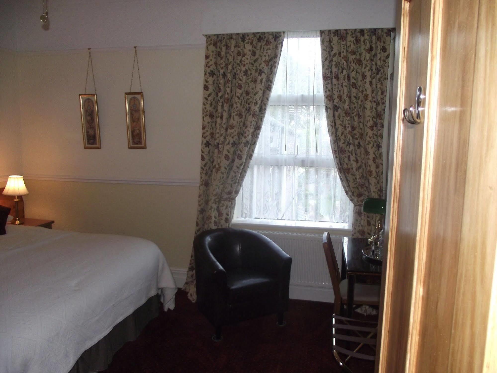 Number62 Guest house 3*