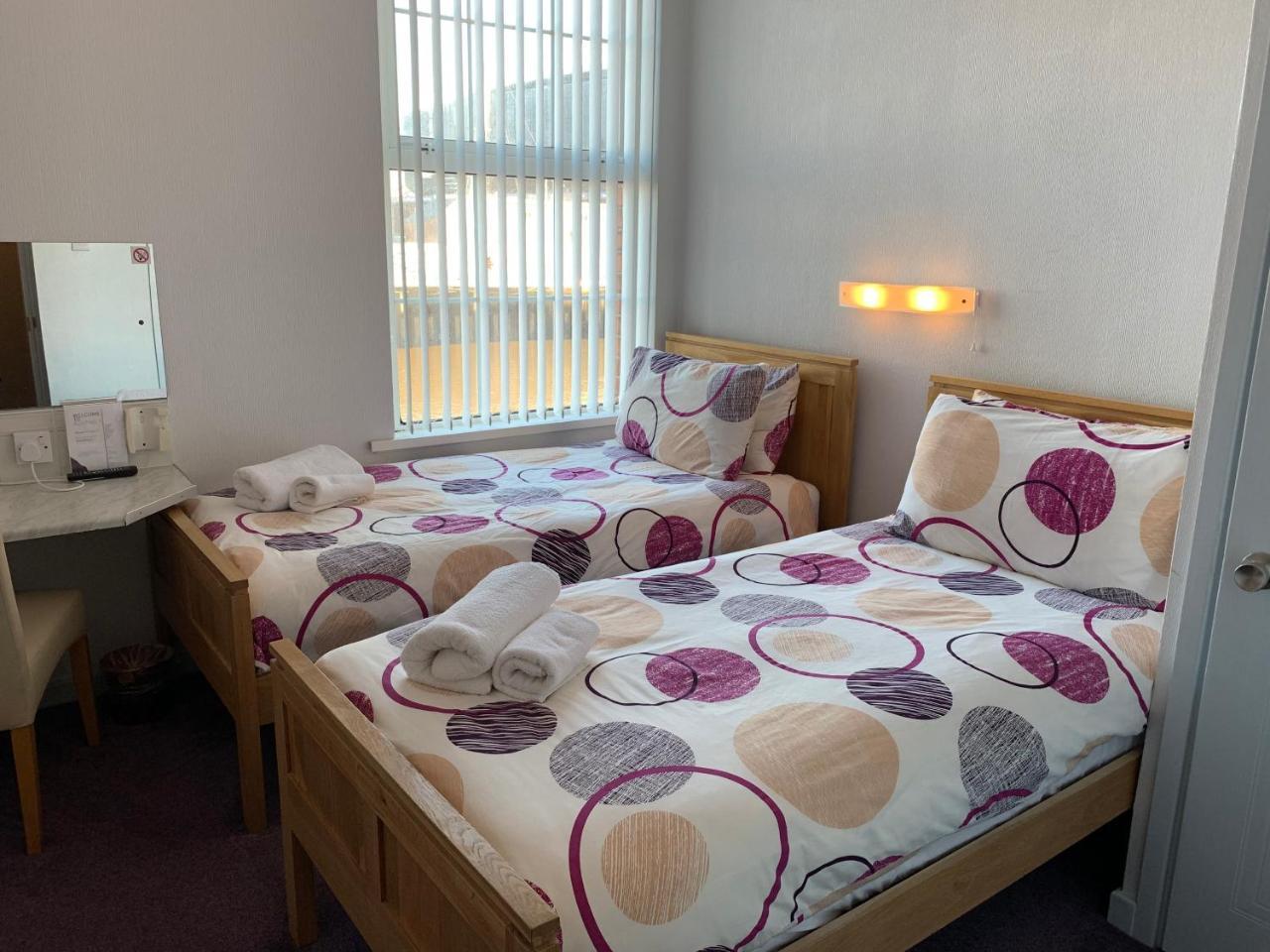 Guest house Austins Cardiff
