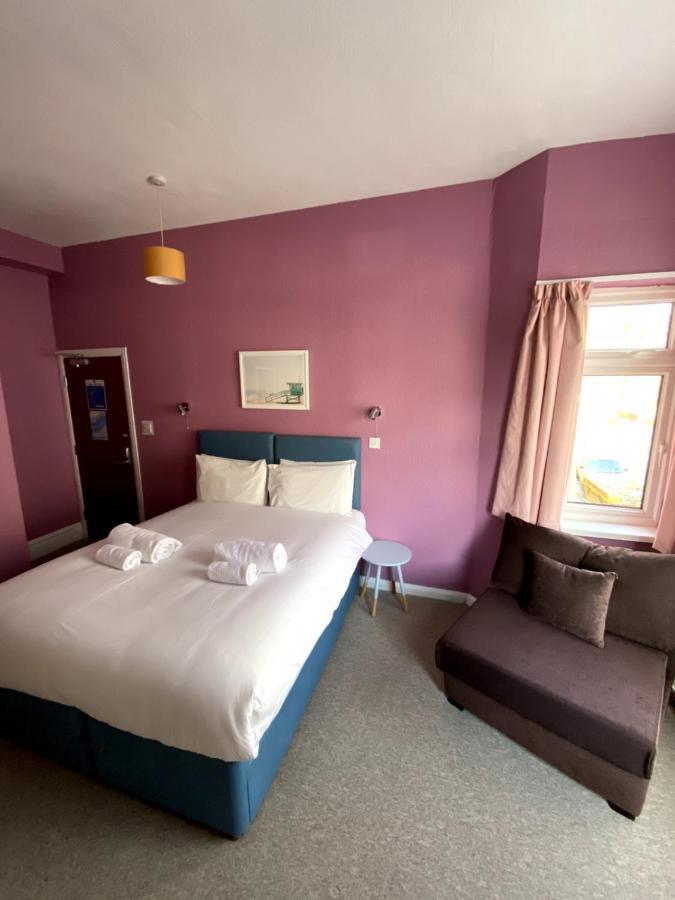 Wisestay 3* Cardiff